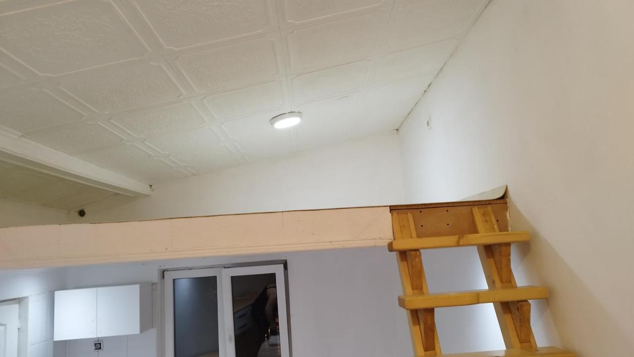 Small Apartment Private Bathroom Strong Wi-Fi Beograd Bagian luar foto