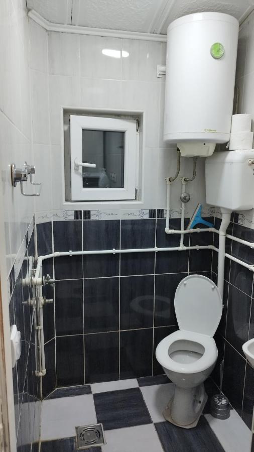 Small Apartment Private Bathroom Strong Wi-Fi Beograd Bagian luar foto